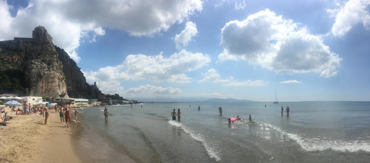 Willa Beach Holiday Terracina Zewnętrze zdjęcie