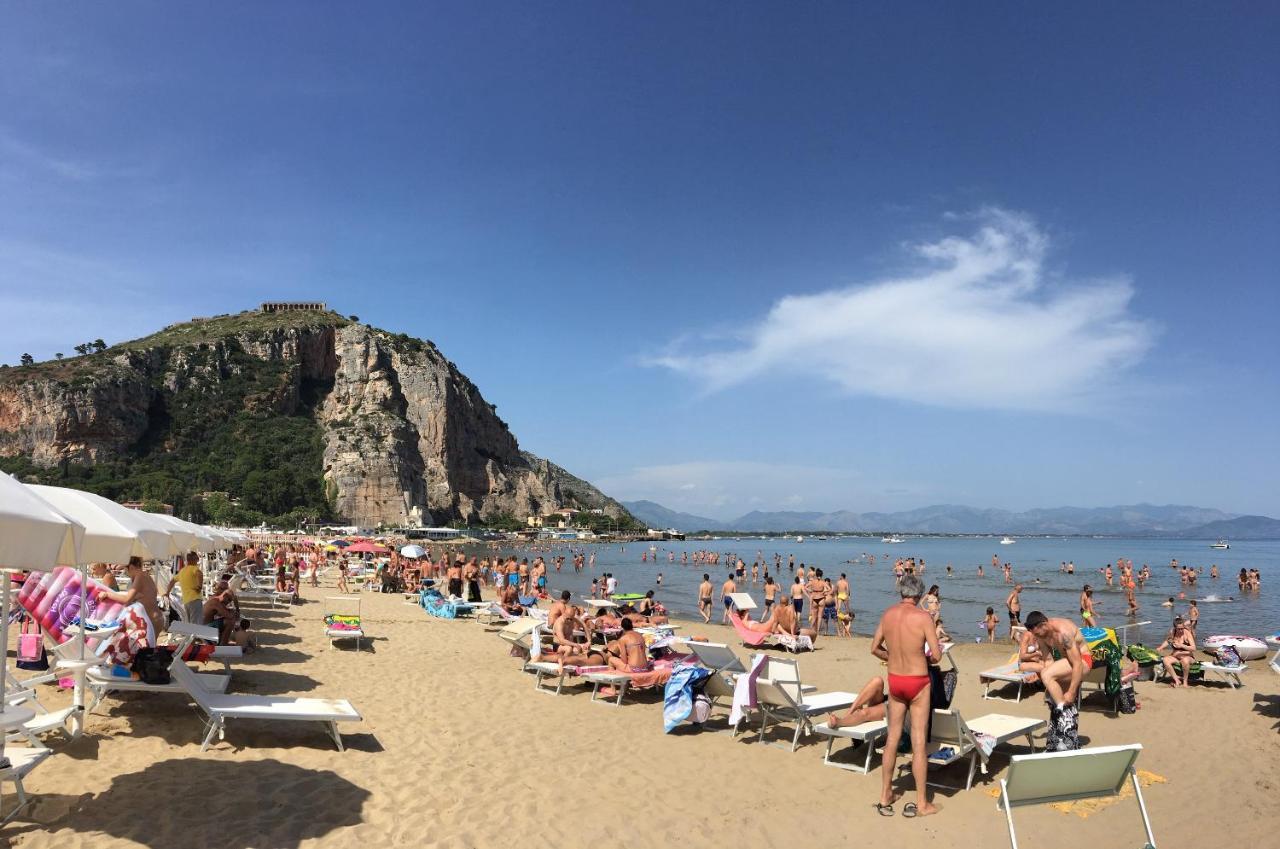 Willa Beach Holiday Terracina Zewnętrze zdjęcie