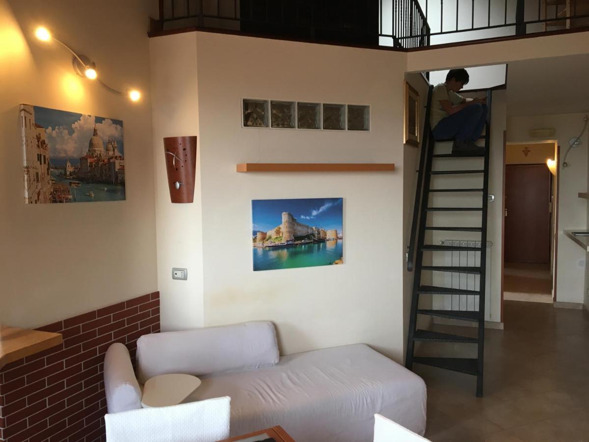 Willa Beach Holiday Terracina Zewnętrze zdjęcie